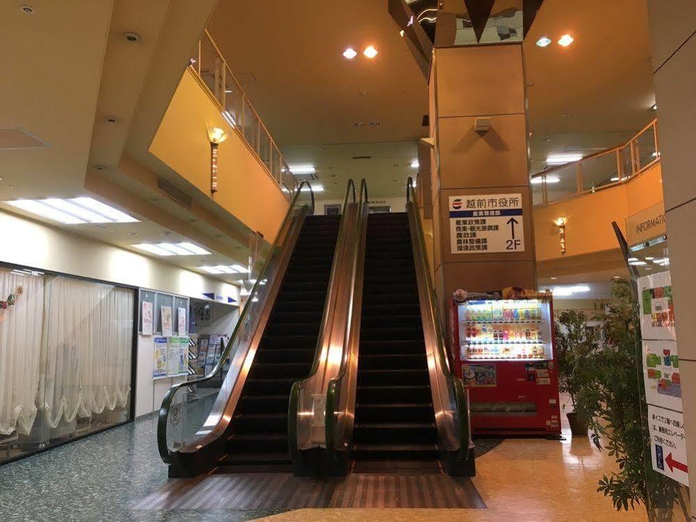 Echizen  Hotel Crown Hills Takefu מראה חיצוני תמונה